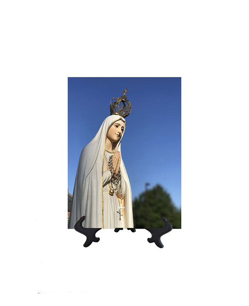 6x8 Our Lady of Fatima Statue on stand & no background